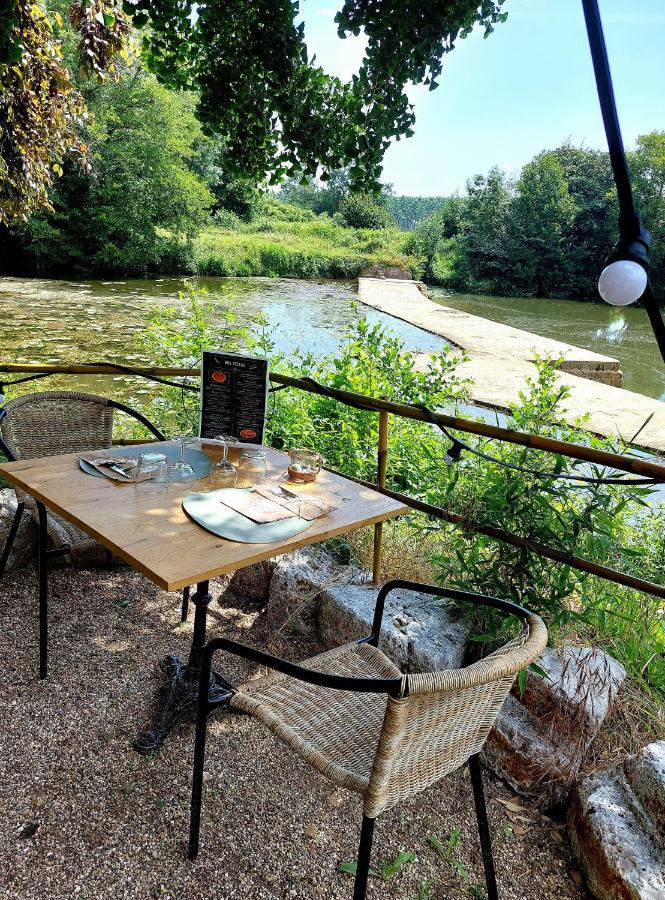Moulin De Monpoisson Bed & Breakfast Le Puy ภายนอก รูปภาพ